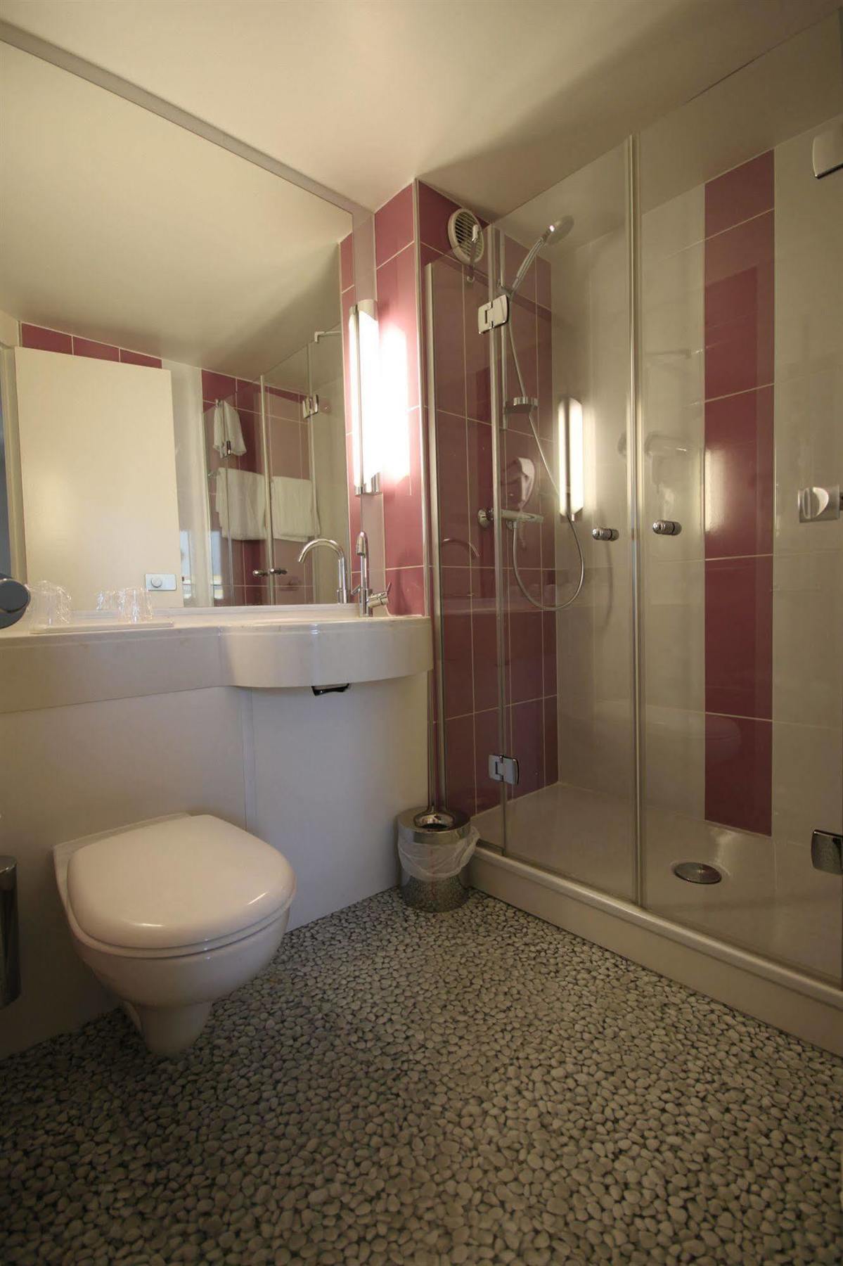 Ibis Styles Paris Denis La Plaine Hotel 3*